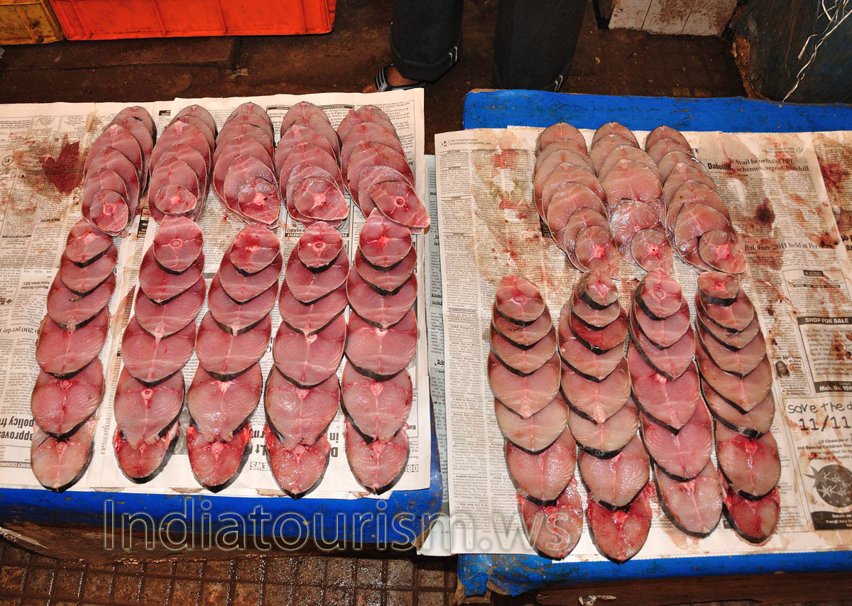 Fish Market: fish fillets in slices