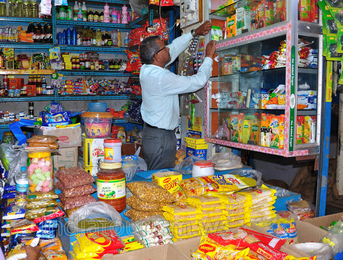 Market near Kadamba Bus Stand: small grocery stall