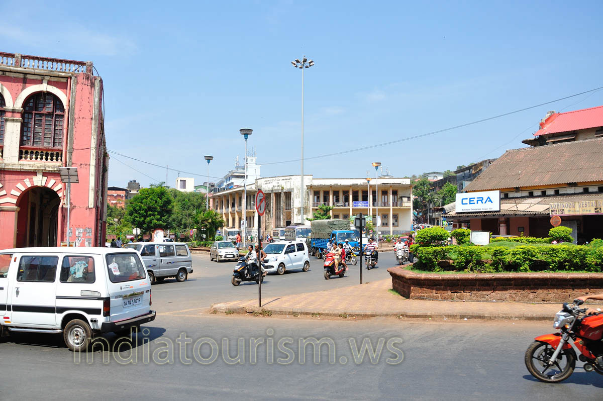 Margao city square in the noon