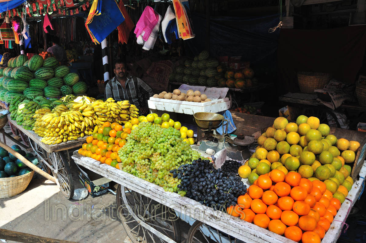 New Market: watermelons, bananas, chiku, grape and oranges