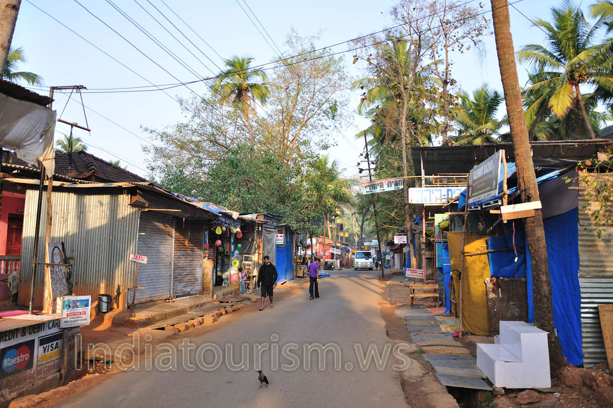 Palolem bus station in the morning hours is empty