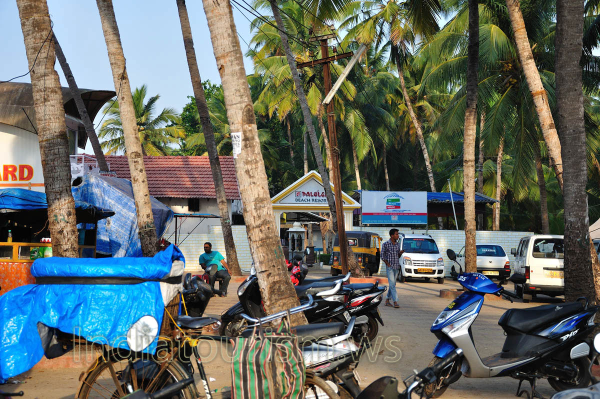 Parking near Palolem Beach Resort