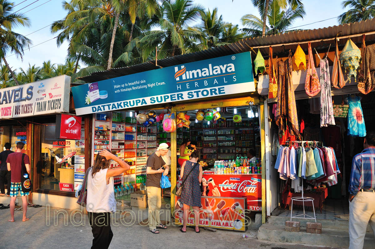 Dattakrupa store: Wake up to beautiful skin with Himalaya Revitalizing Night Cream