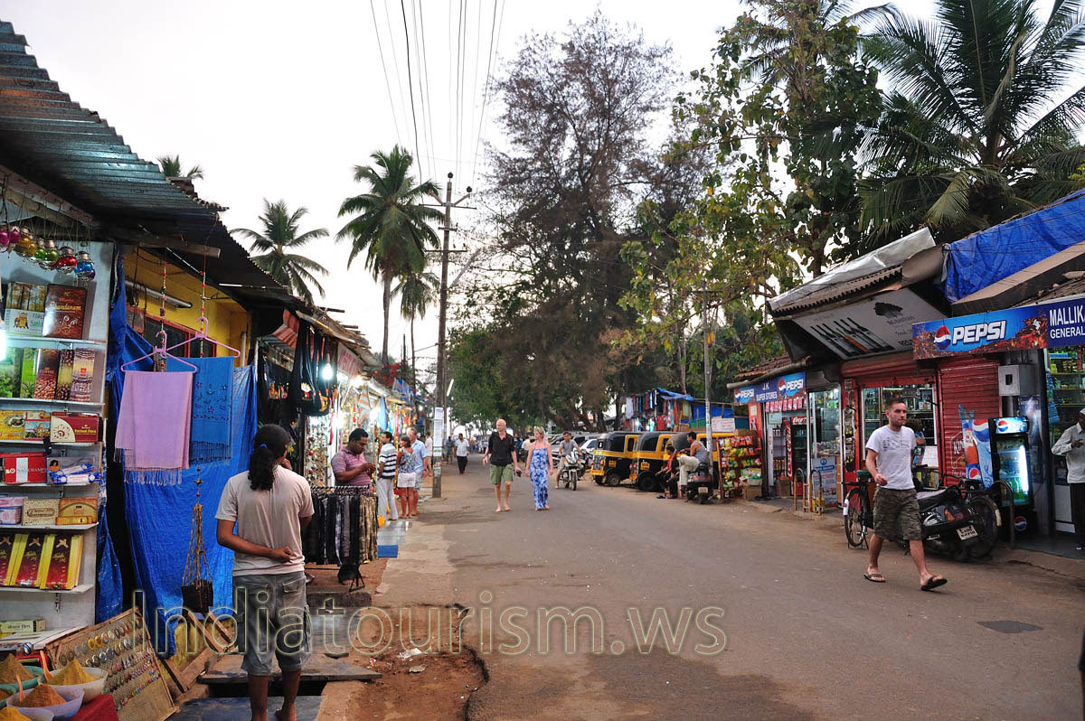 Palolem village just after sunset