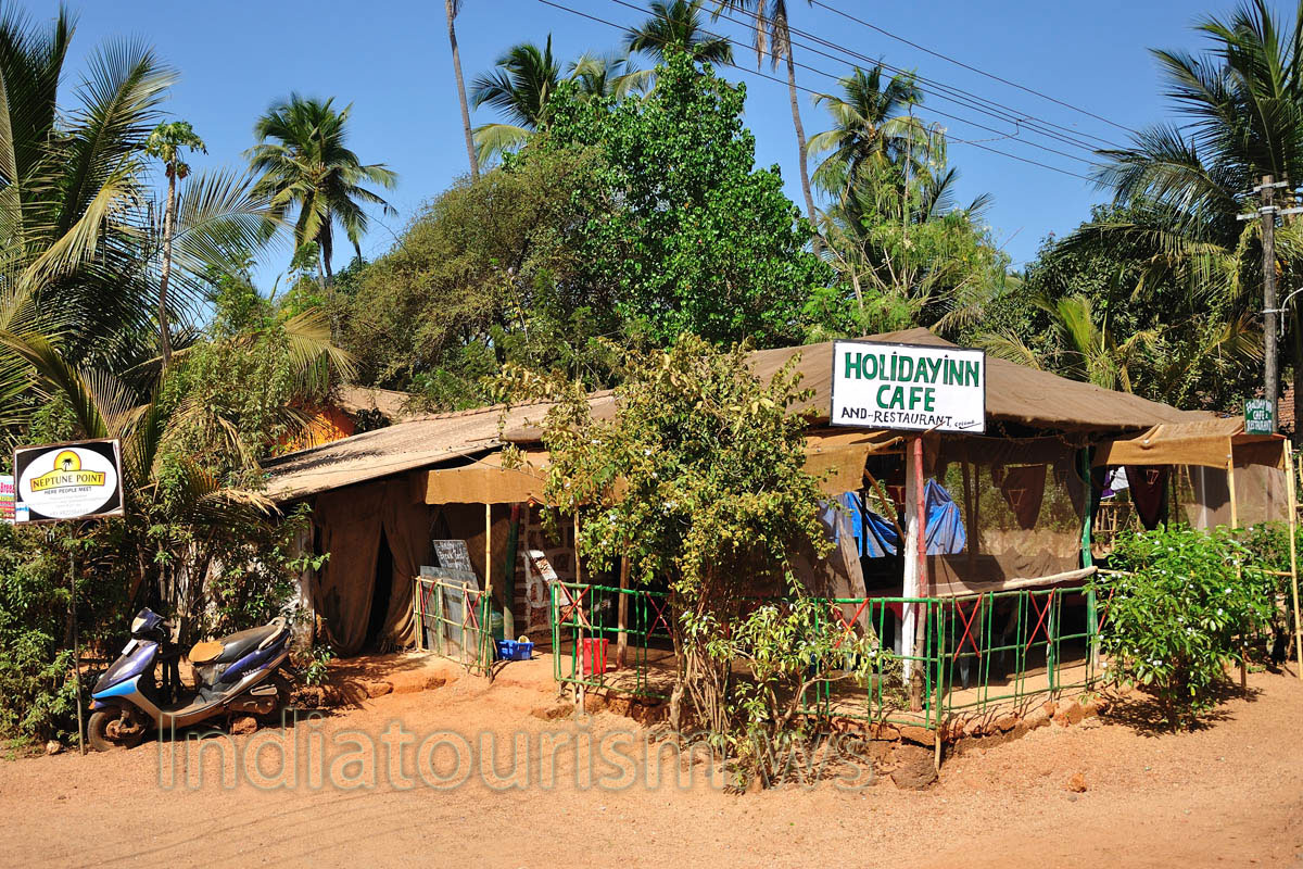 Holiday Inn Cafe & Restaurant