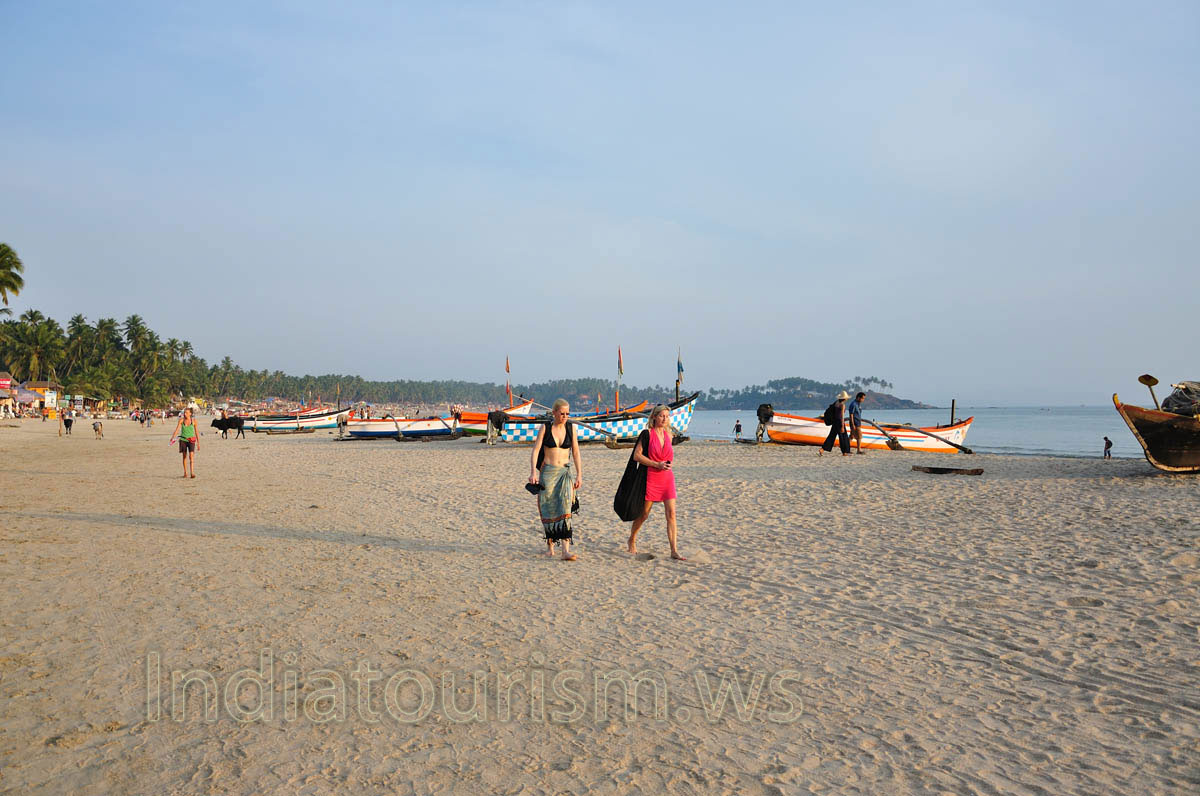 young ladies on the beach