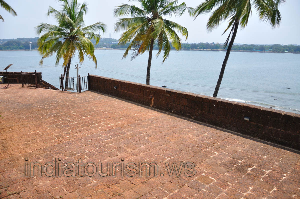 Smooth surface of the paving bricks