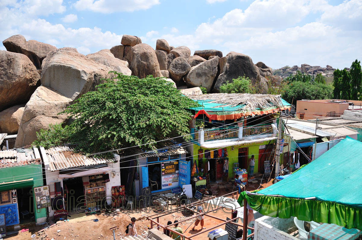 Krishna travels, money change