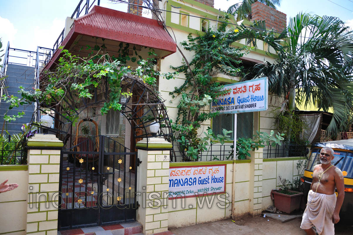 Manasa guest house