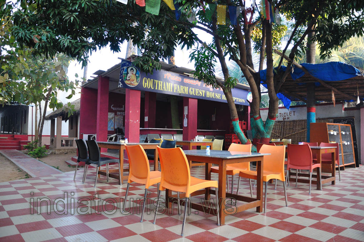 Gouthami Farm Guest House reception