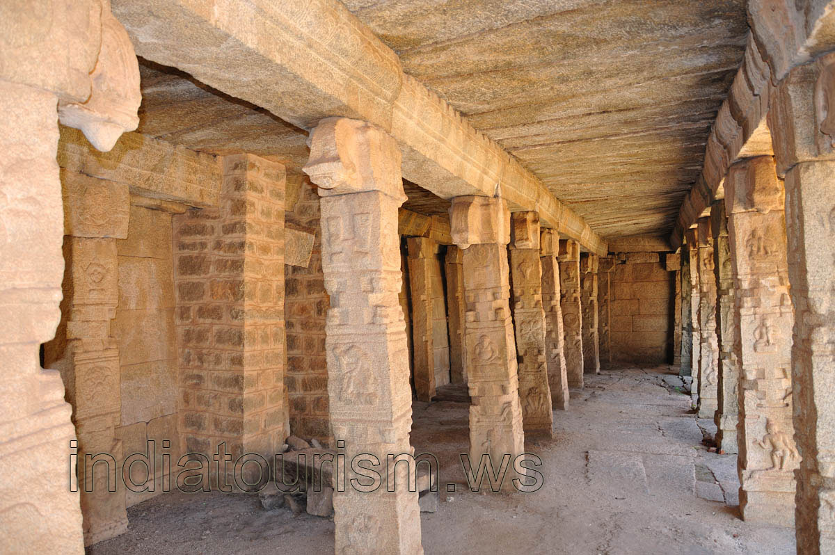 interior of the pillared verandas