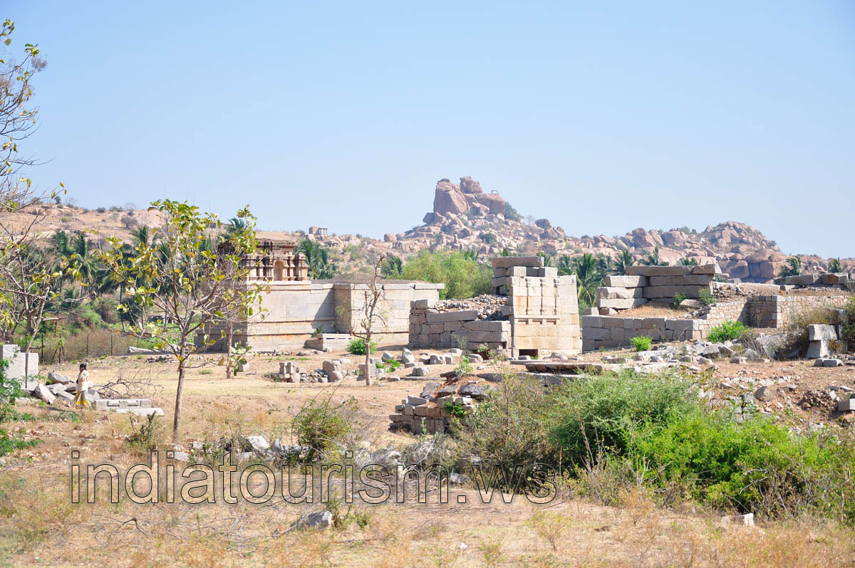 remains of the temples