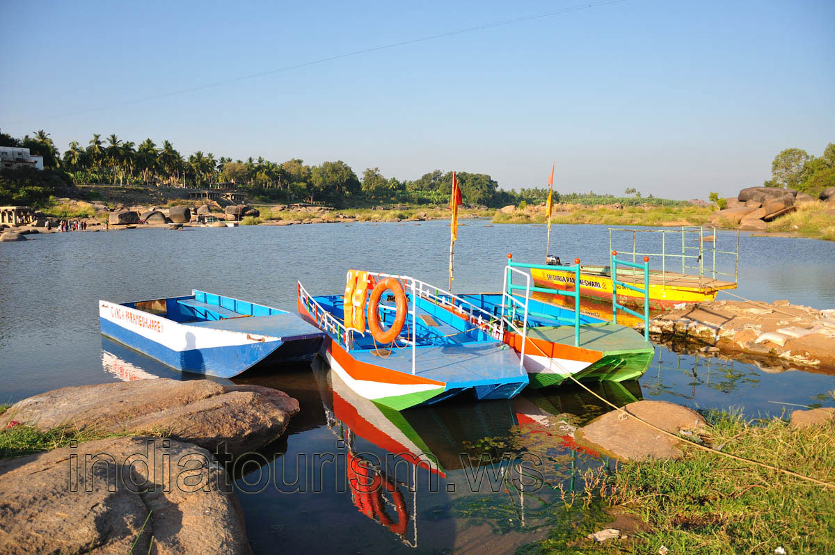 motor boats on the north bank of the river