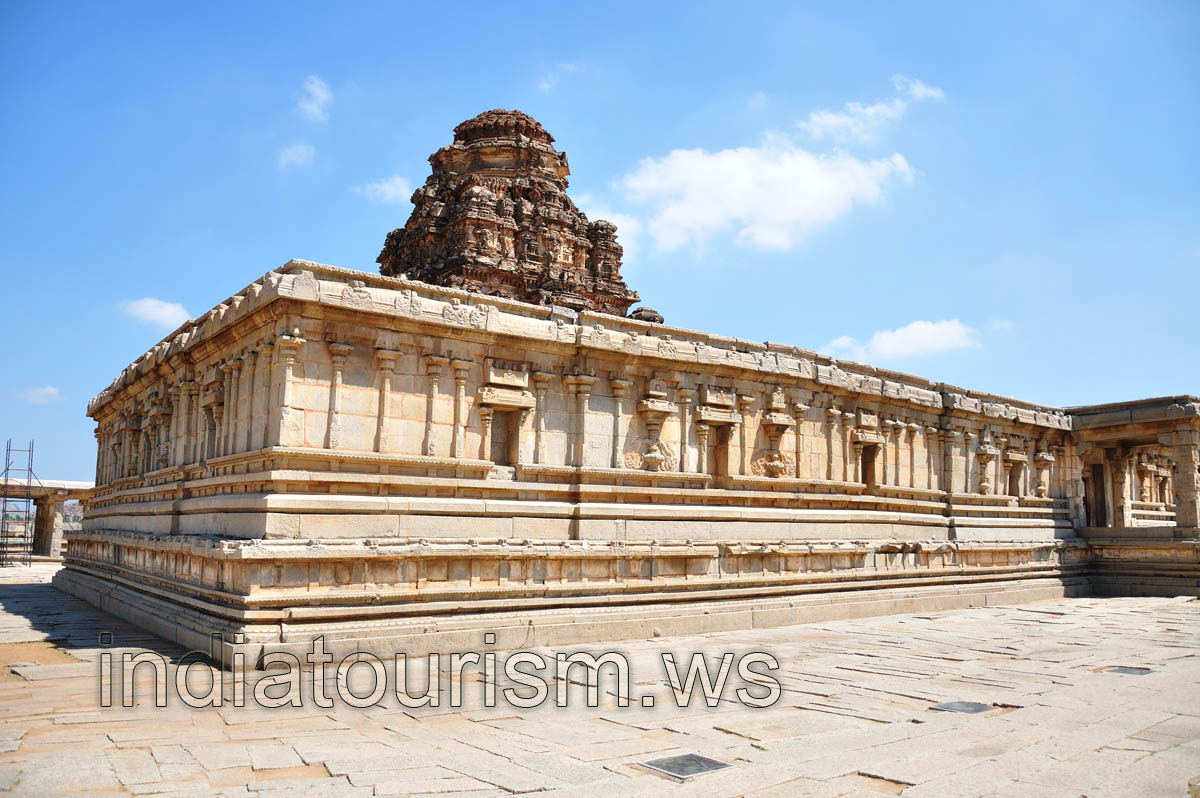 Back side of the Vitthala temple