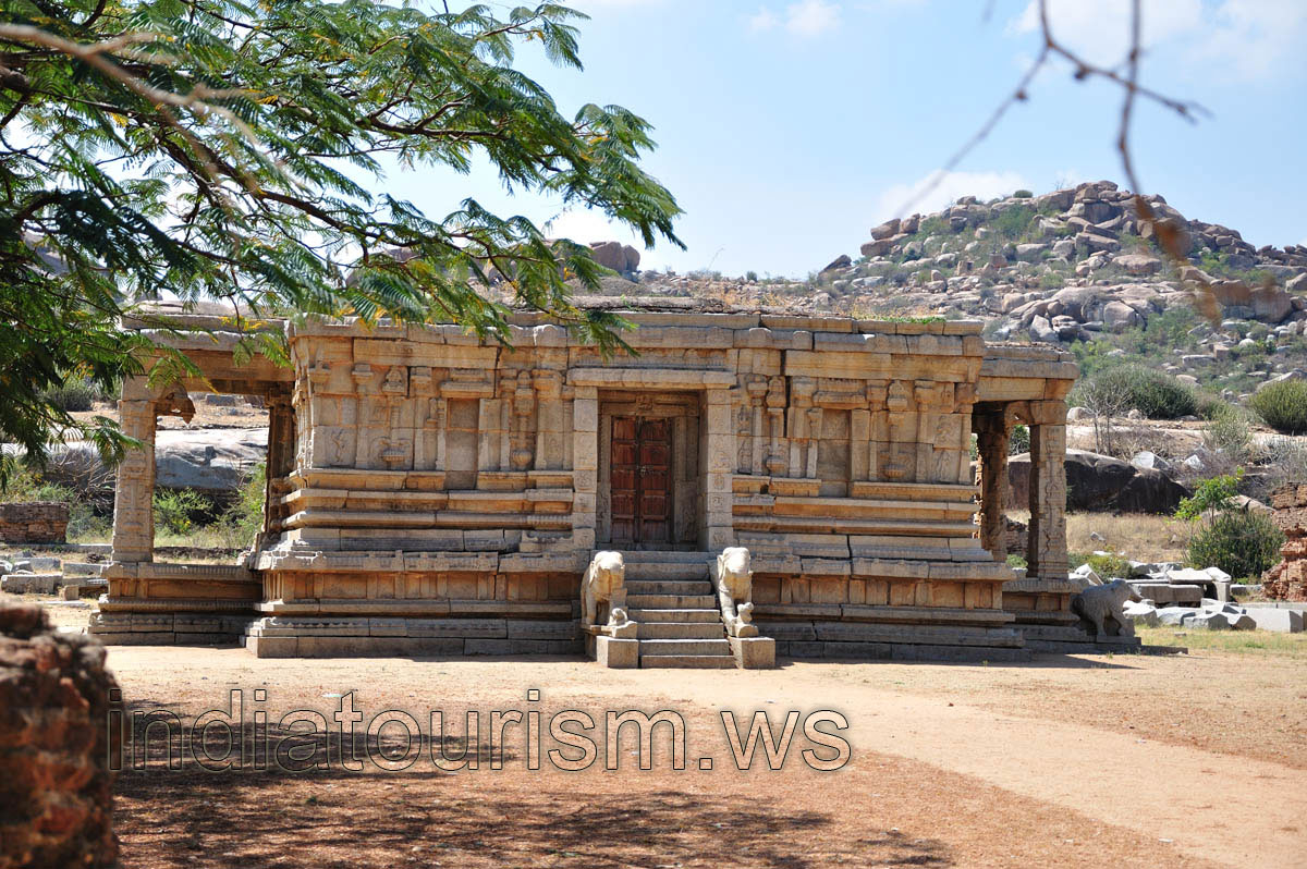 Vishnu temple 3