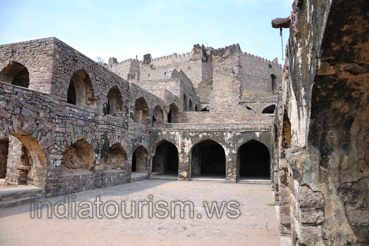 Low arches of the Akkanna Madanna Offices