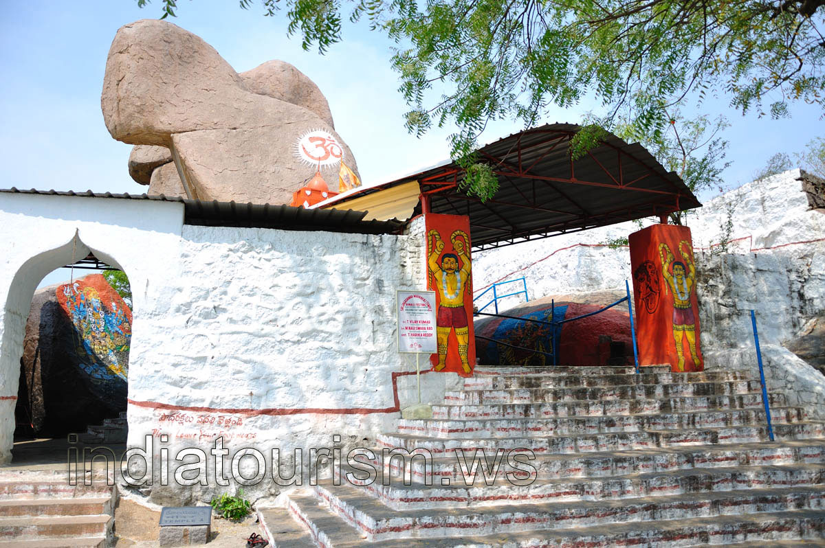 Sri Jagadamba Mahankali temple