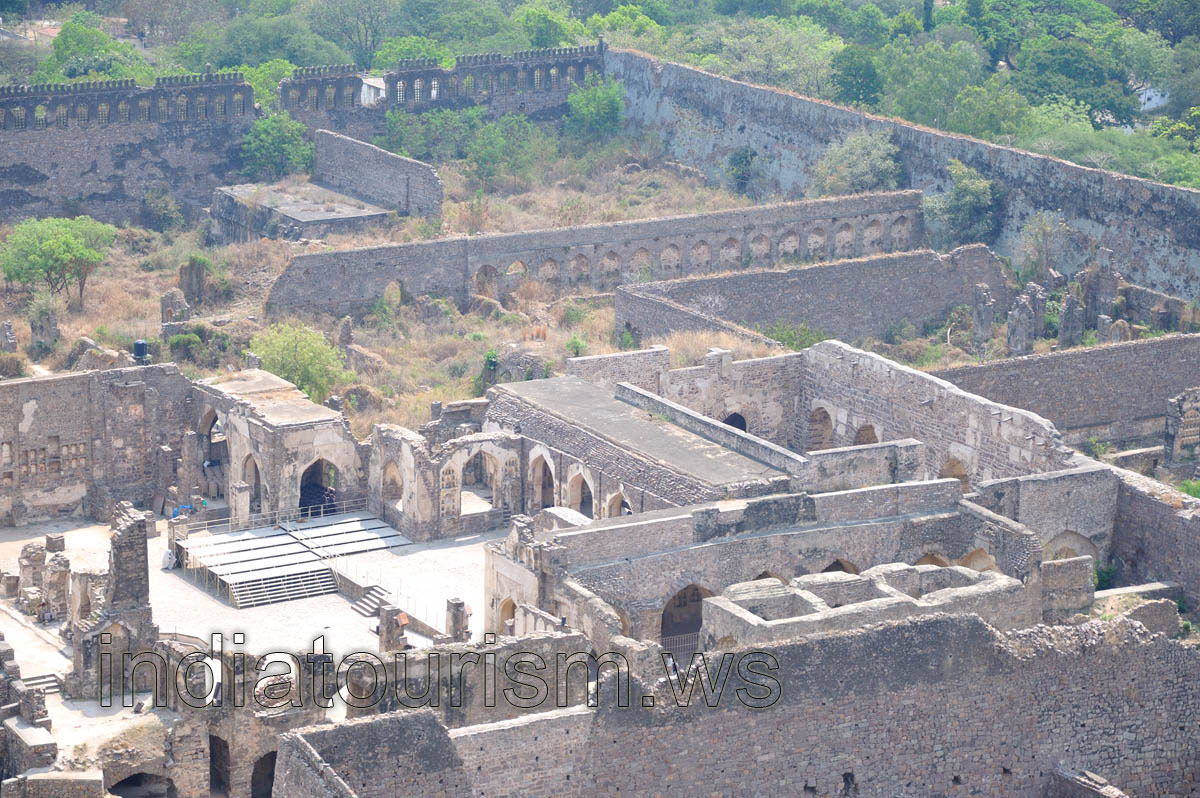 Lower part of the fort, close-up view