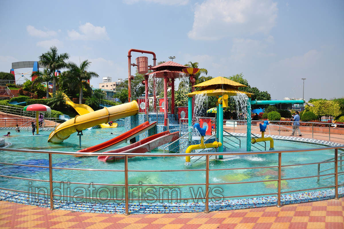 Rides for the most small children