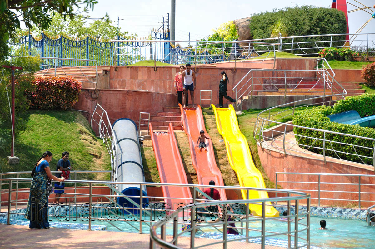 Rides for the children of school ages