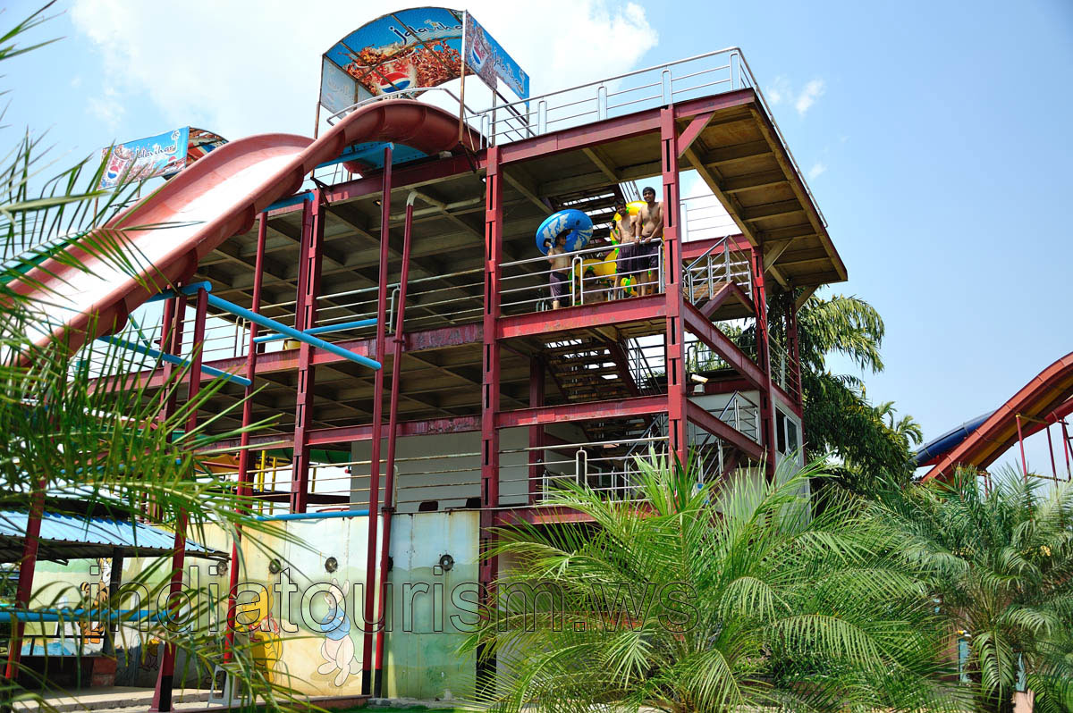 The highest ride of the park