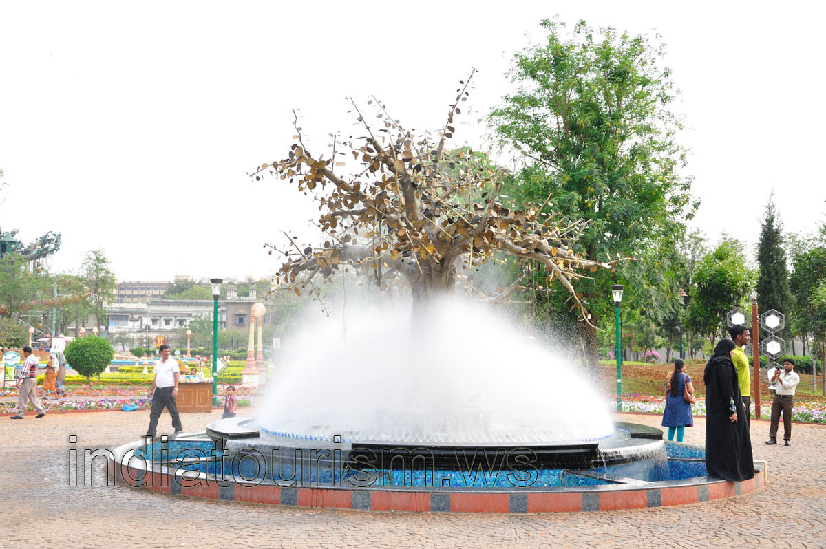 Mist fountain