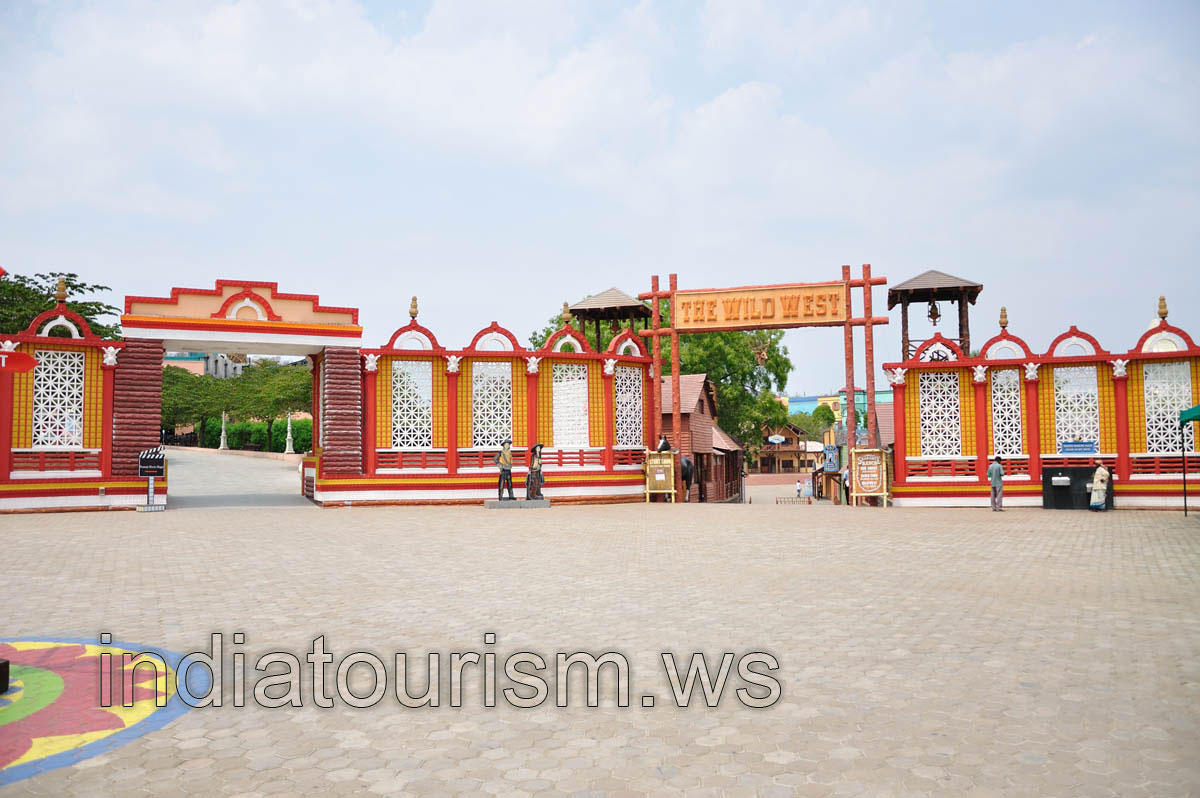 Main square in the Eureka entertainment