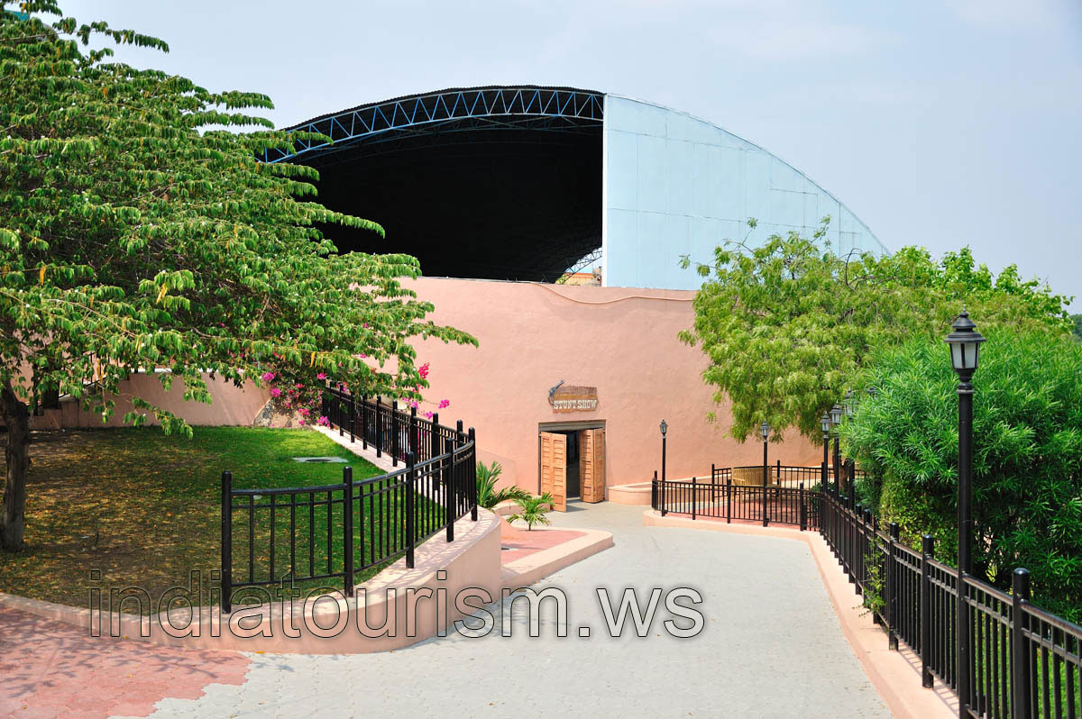 Door to the Stunt show