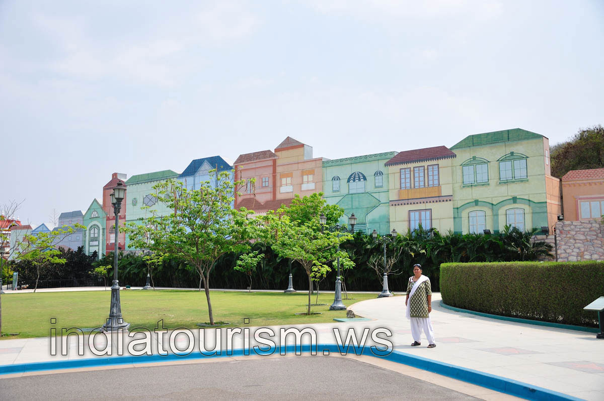 Design of the Chanakya restaurant reminds the cartoon's images