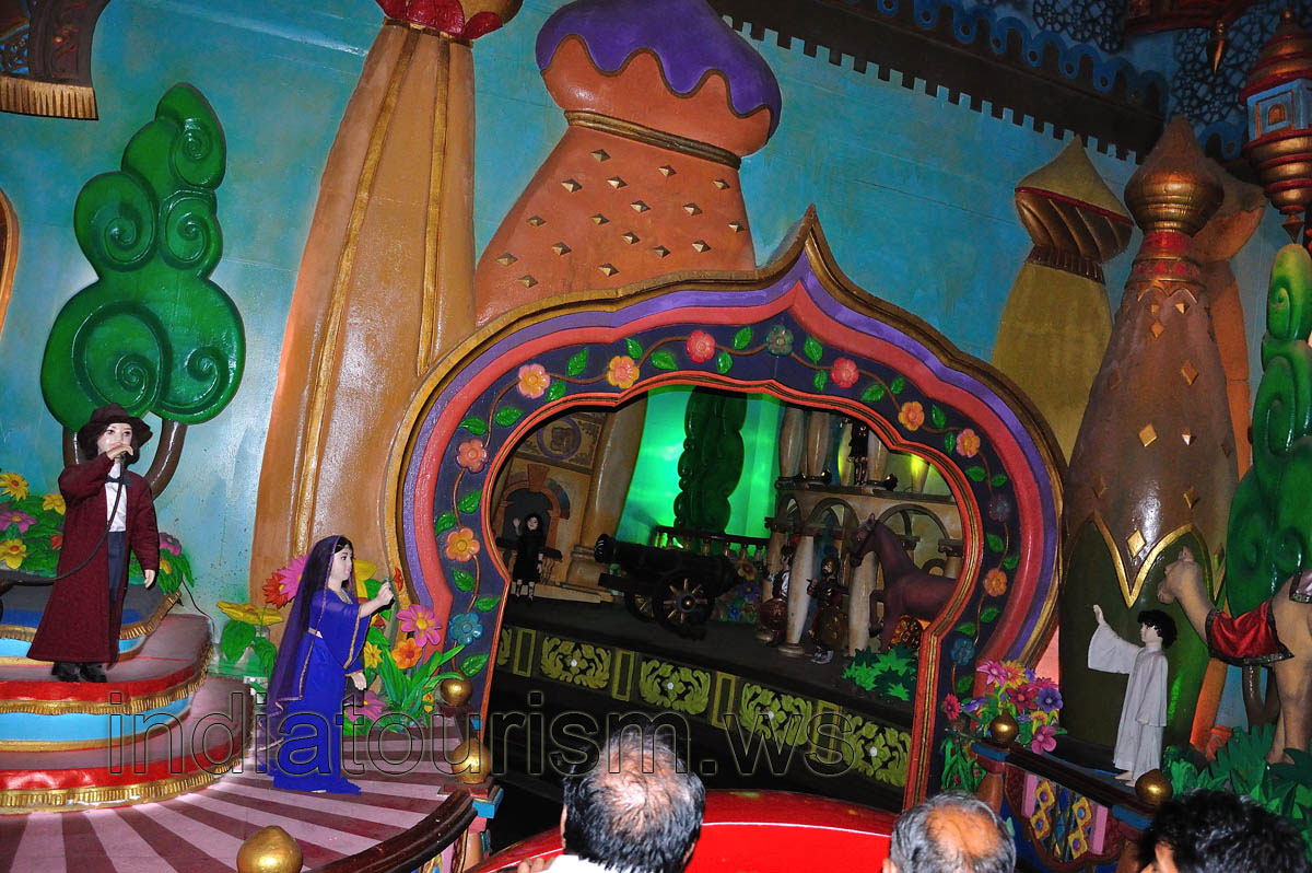 Filmi Duniya: first turn