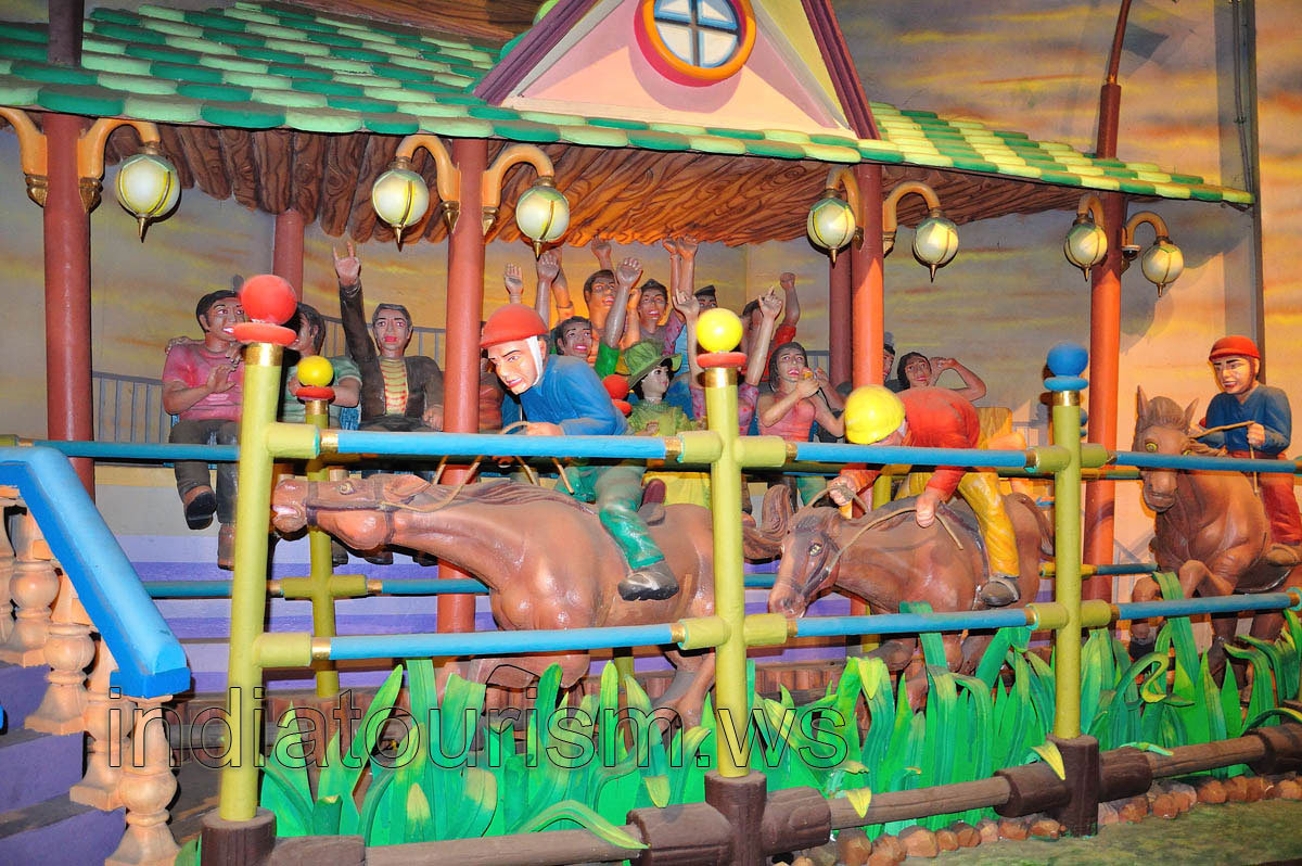 Filmi Duniya: horse racing