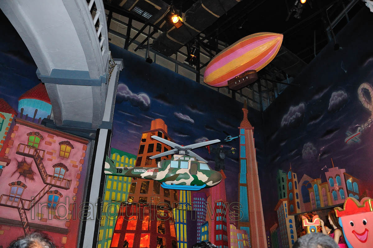 Filmi Duniya: a helicopter and a dirigible