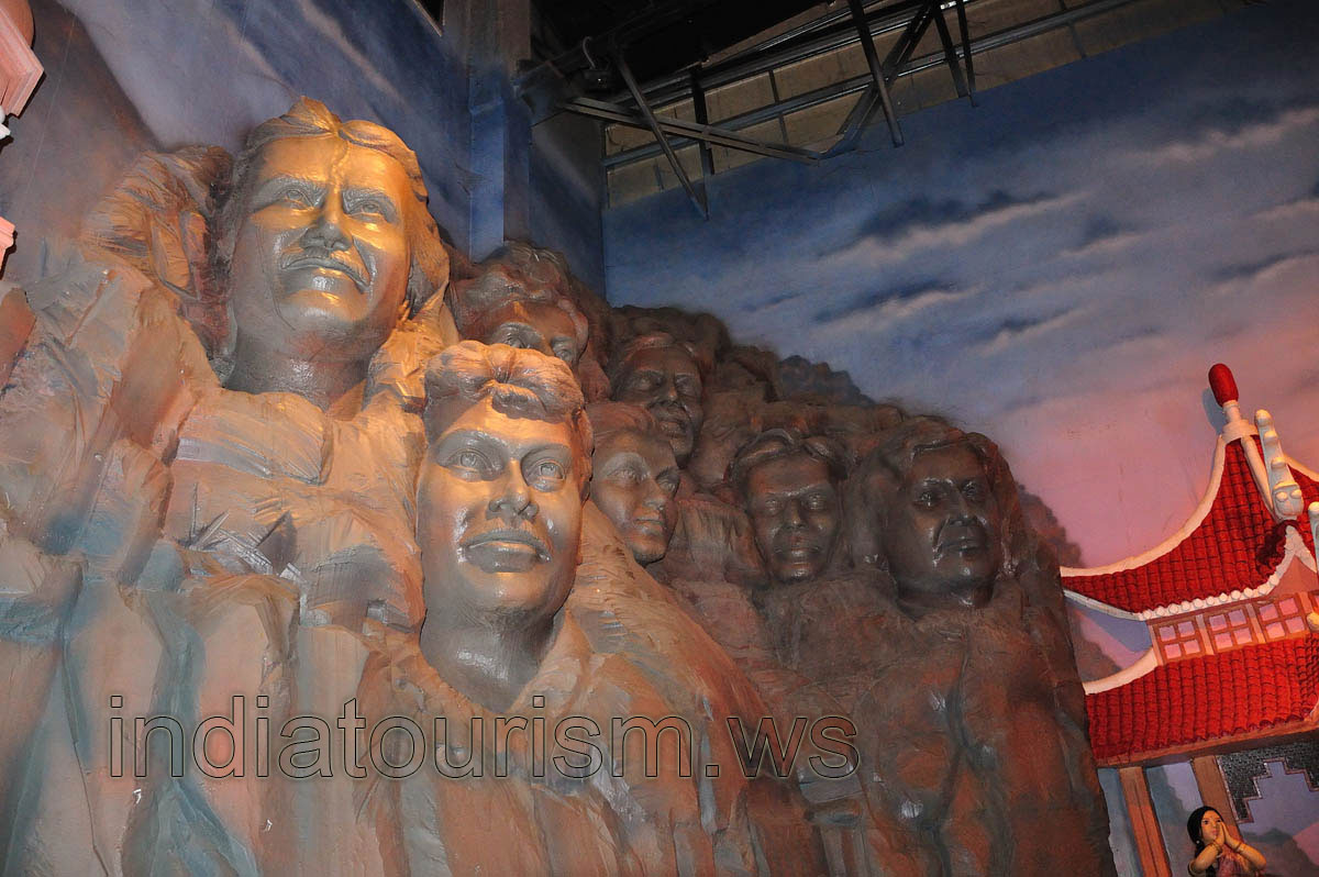 Filmi Duniya: heroes of the past