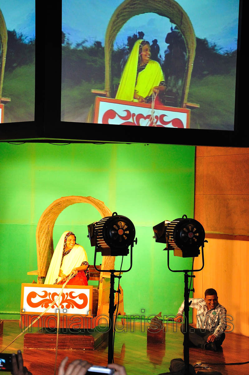 Action Theatre: amusing movie was created before our eyes