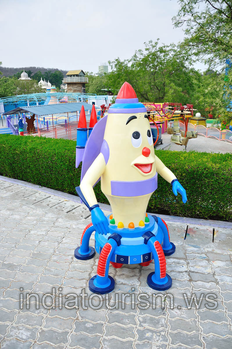 Fundustan: amusing rocket