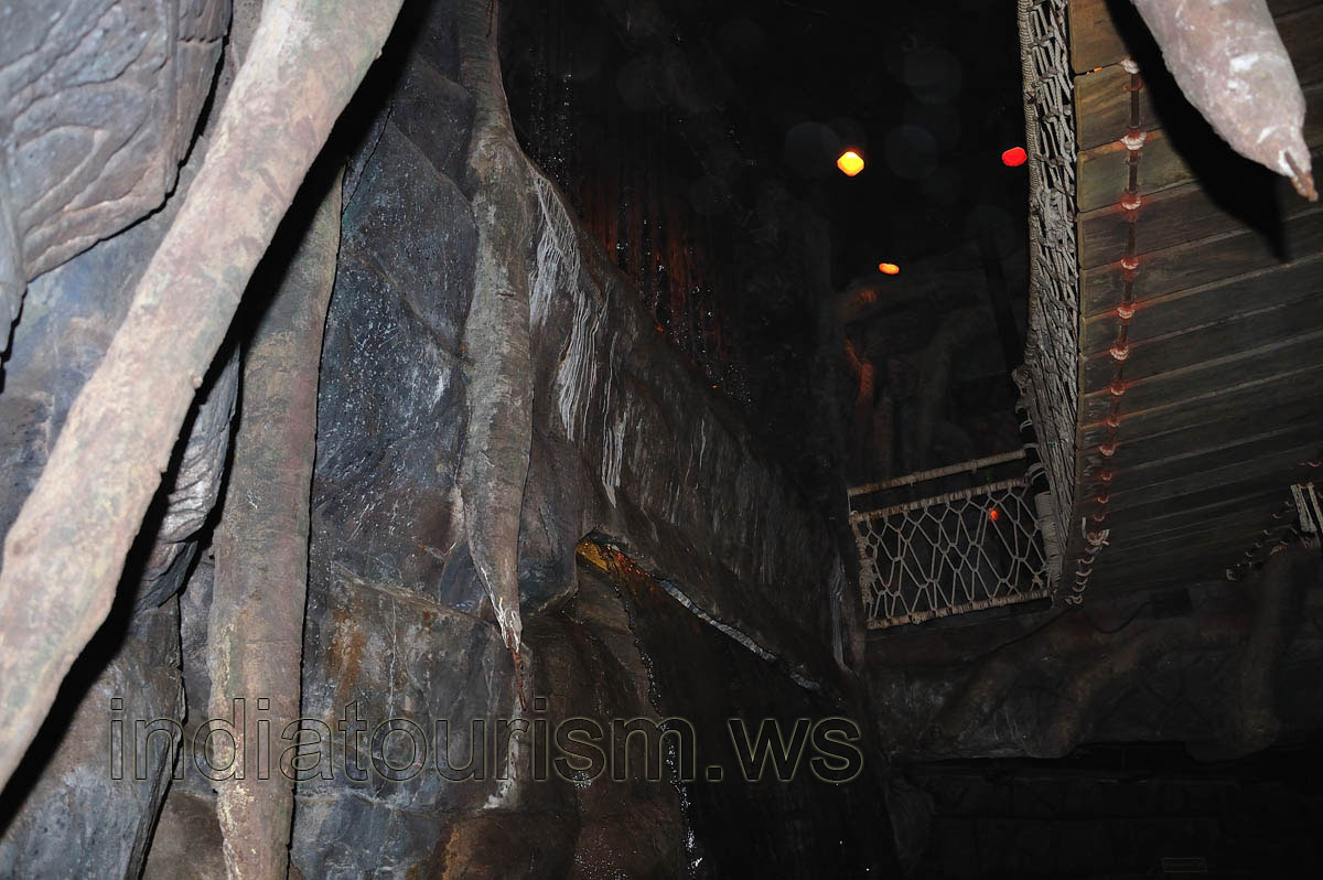 Borasura: upper part of the waterfall