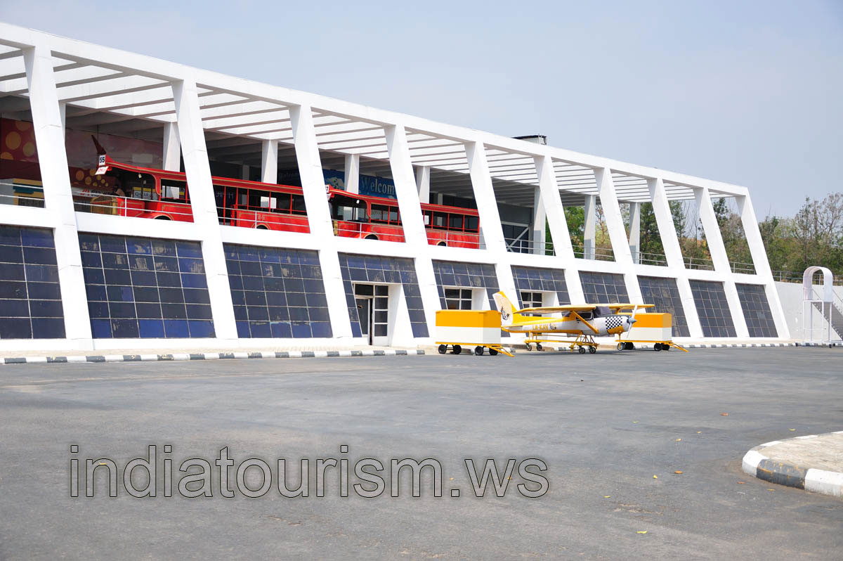 Tour buses at the second floor of the airport
