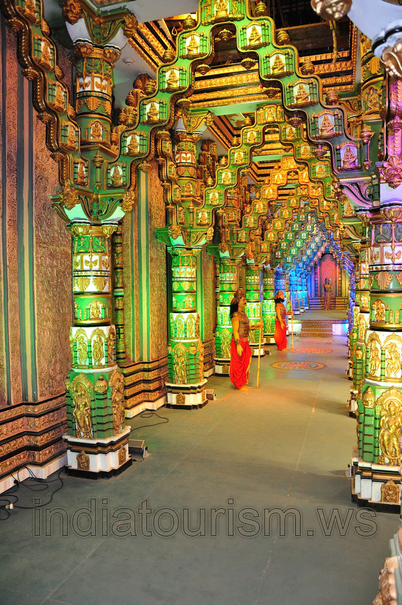 Bhagavatam Set: the guards