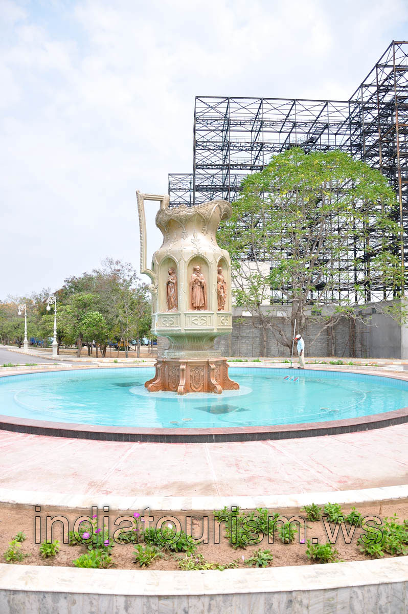 Fountain with the pitcher in the center