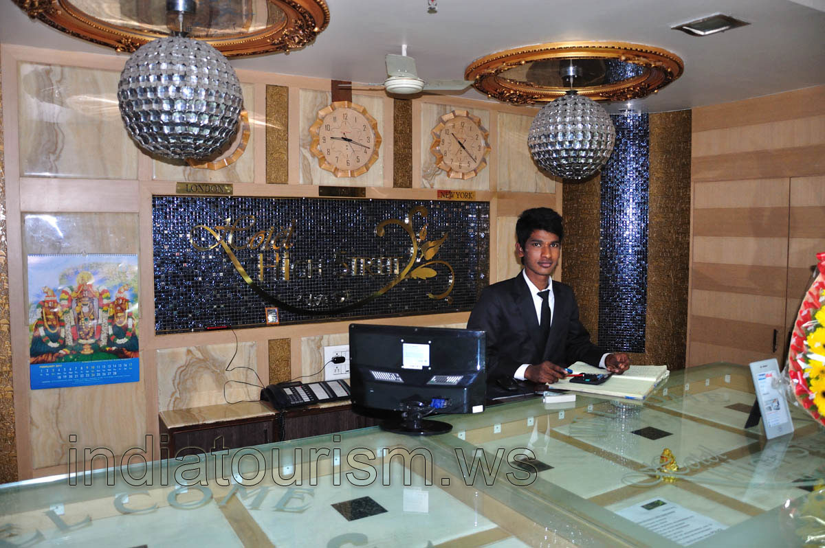 High Street Grande Hotel, reception