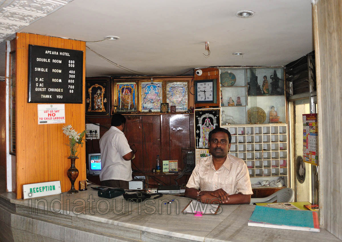 Apsara Hotel, reception