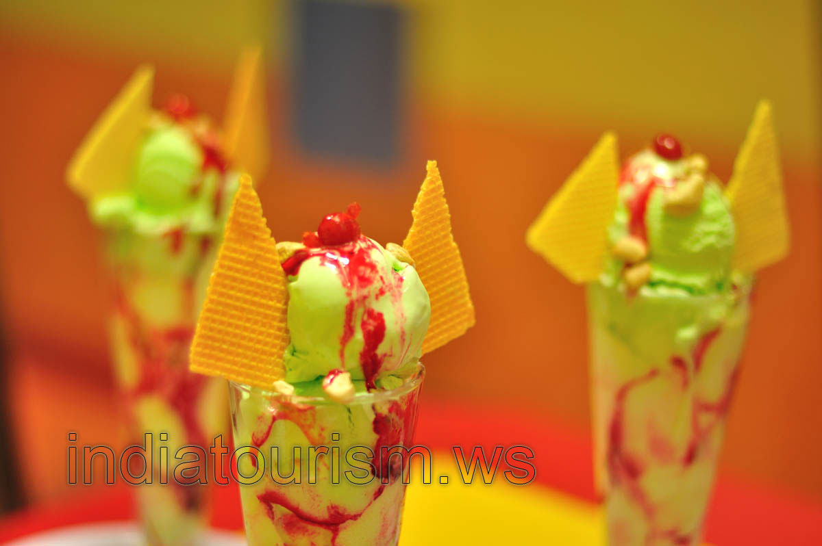 Ice cream with a pistachios is my favorite ice cream