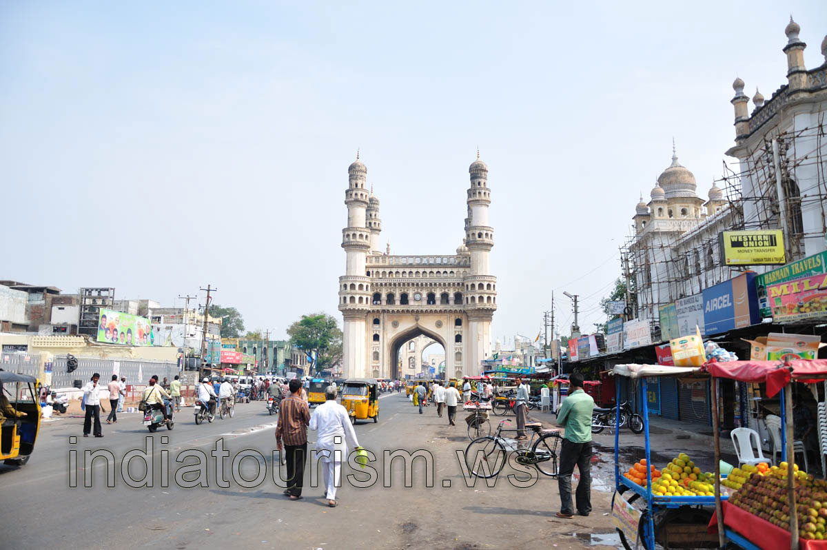 Charminar view from Mecca Masjid