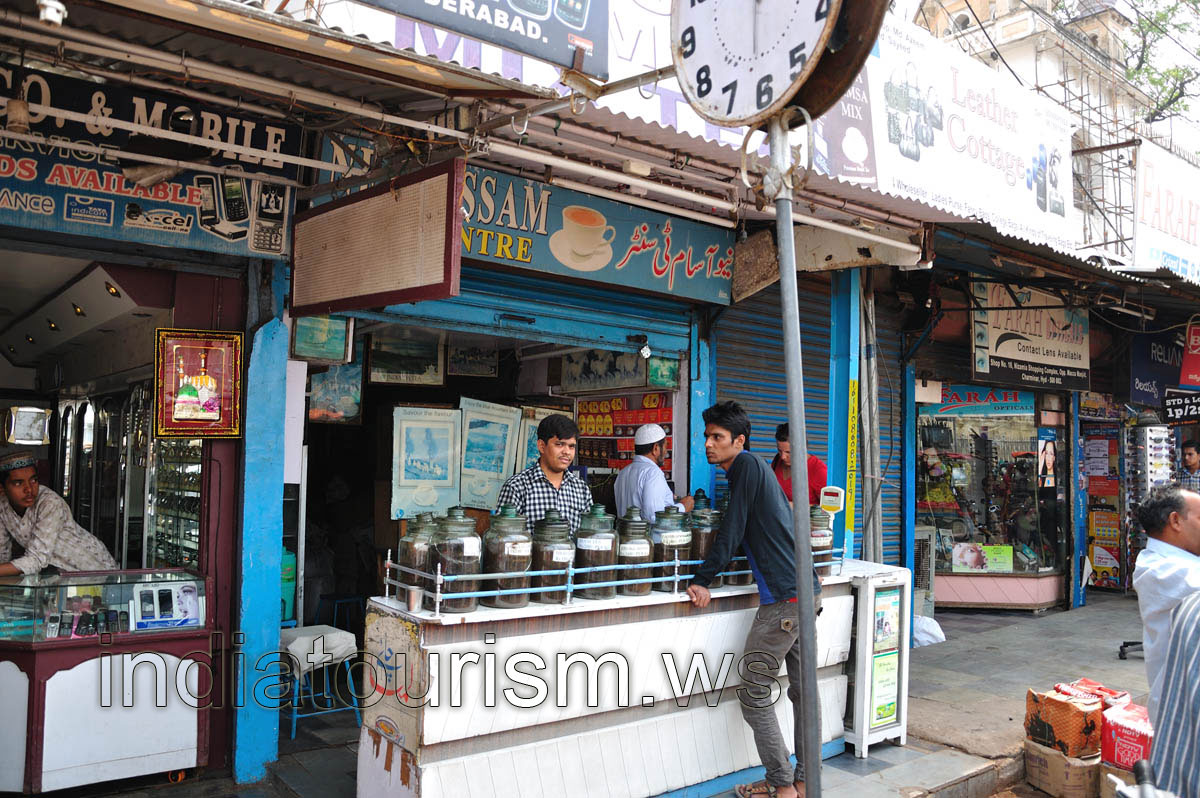 This tea shop is found opposite to the Mecca Masjid