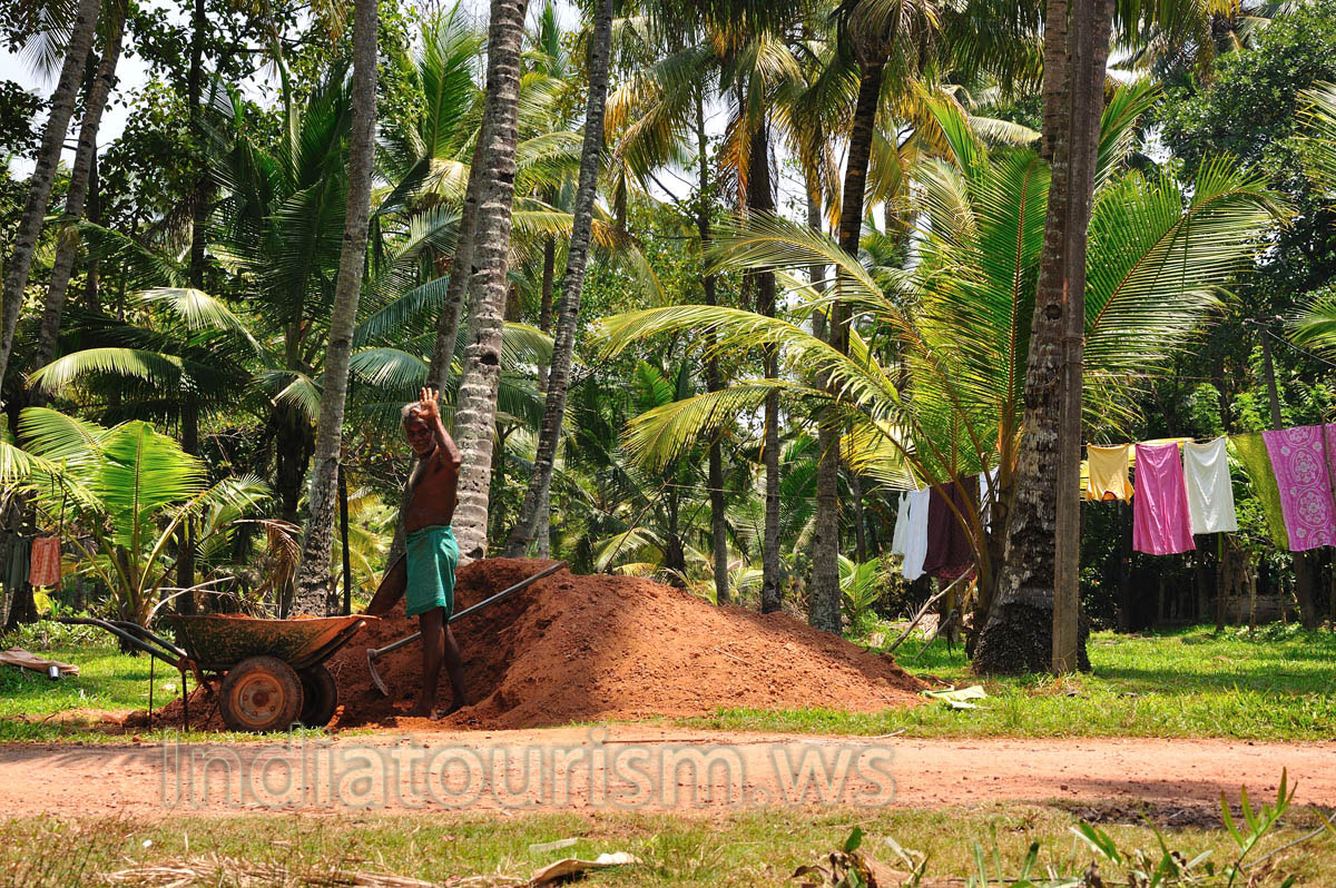 Canoe trips are cheaper than houseboats