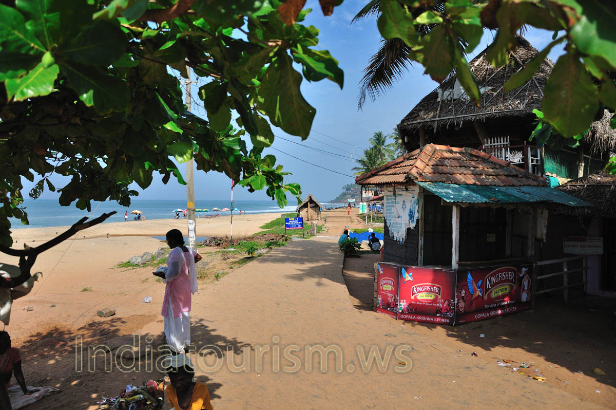 bottom lane along the varkala beach