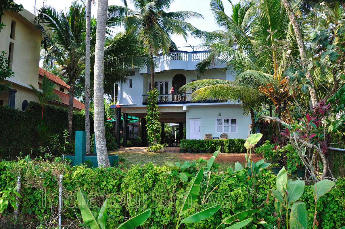 private house and garden