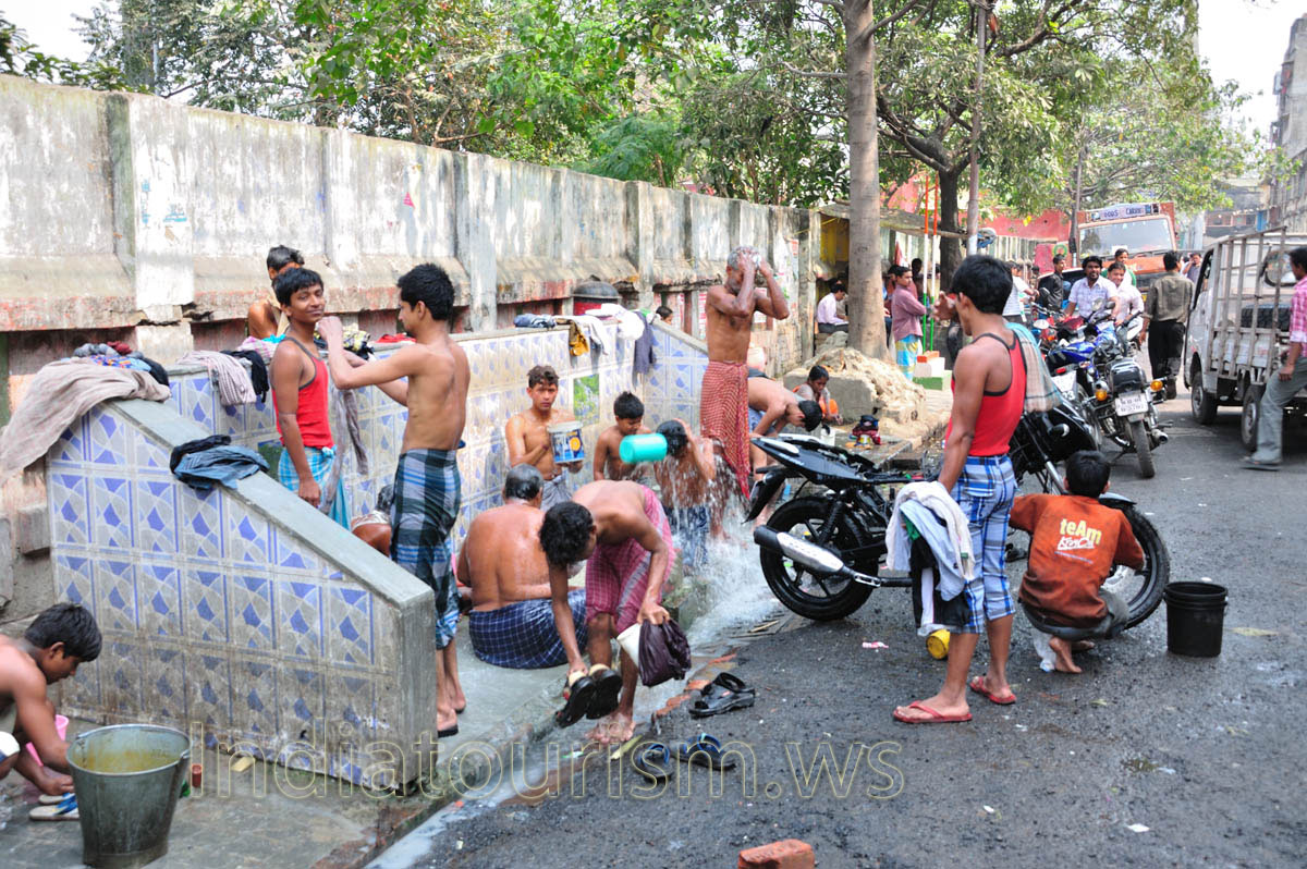 people take water treatments on the street