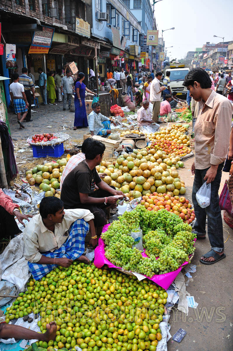 Sellers of Indian fruits and vegetables