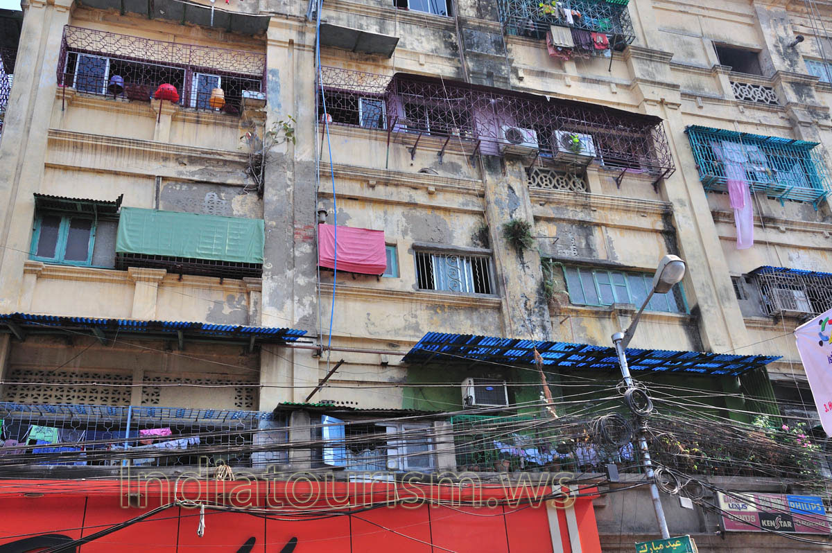 the standard appearance of apartment house